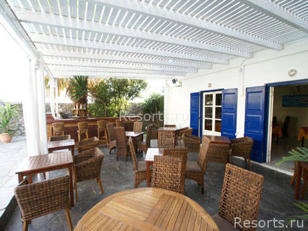 Dionysos Hotel 16
